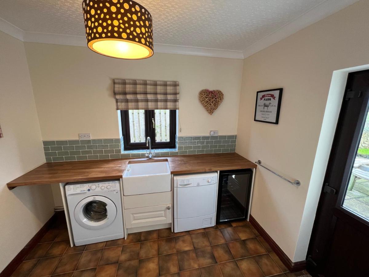 4 Bedroom Detached Farmhouse Mountain Views Beaumaris Esterno foto